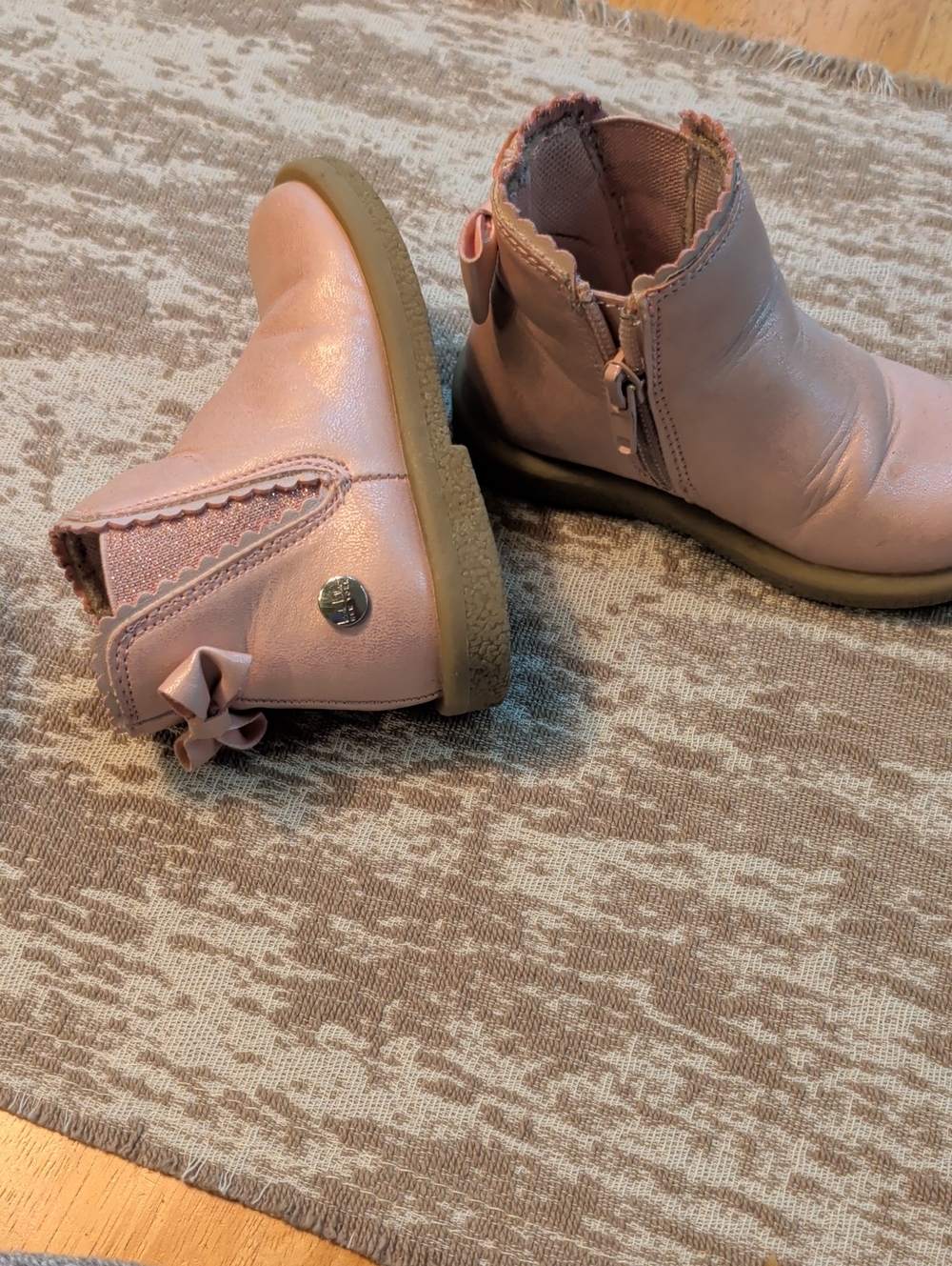 Nicole Miller Mauve Pink Toddler Ankle Boots with Bow Accent